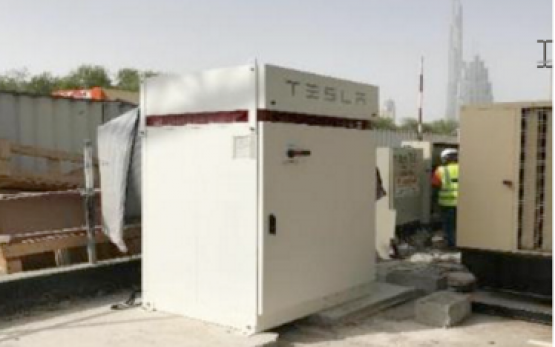 What is thought to be the first Tesla Powerpack deployed in the Middle East, which Enerwhere installed for a customer's site office in Dubai. Image: Enerwhere.